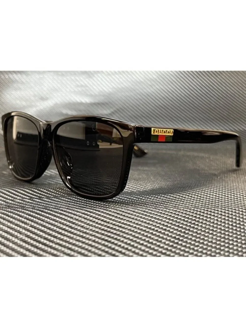 New Gucci Men  Sunglasses --